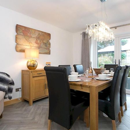 Pass The Keys Modern Coastal Home In Bull Bay Amlwch Esterno foto