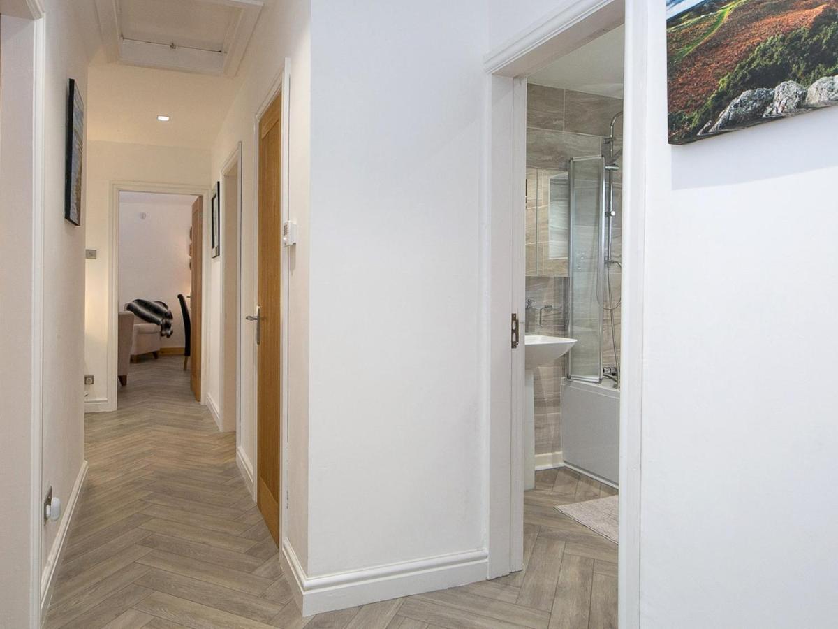 Pass The Keys Modern Coastal Home In Bull Bay Amlwch Esterno foto