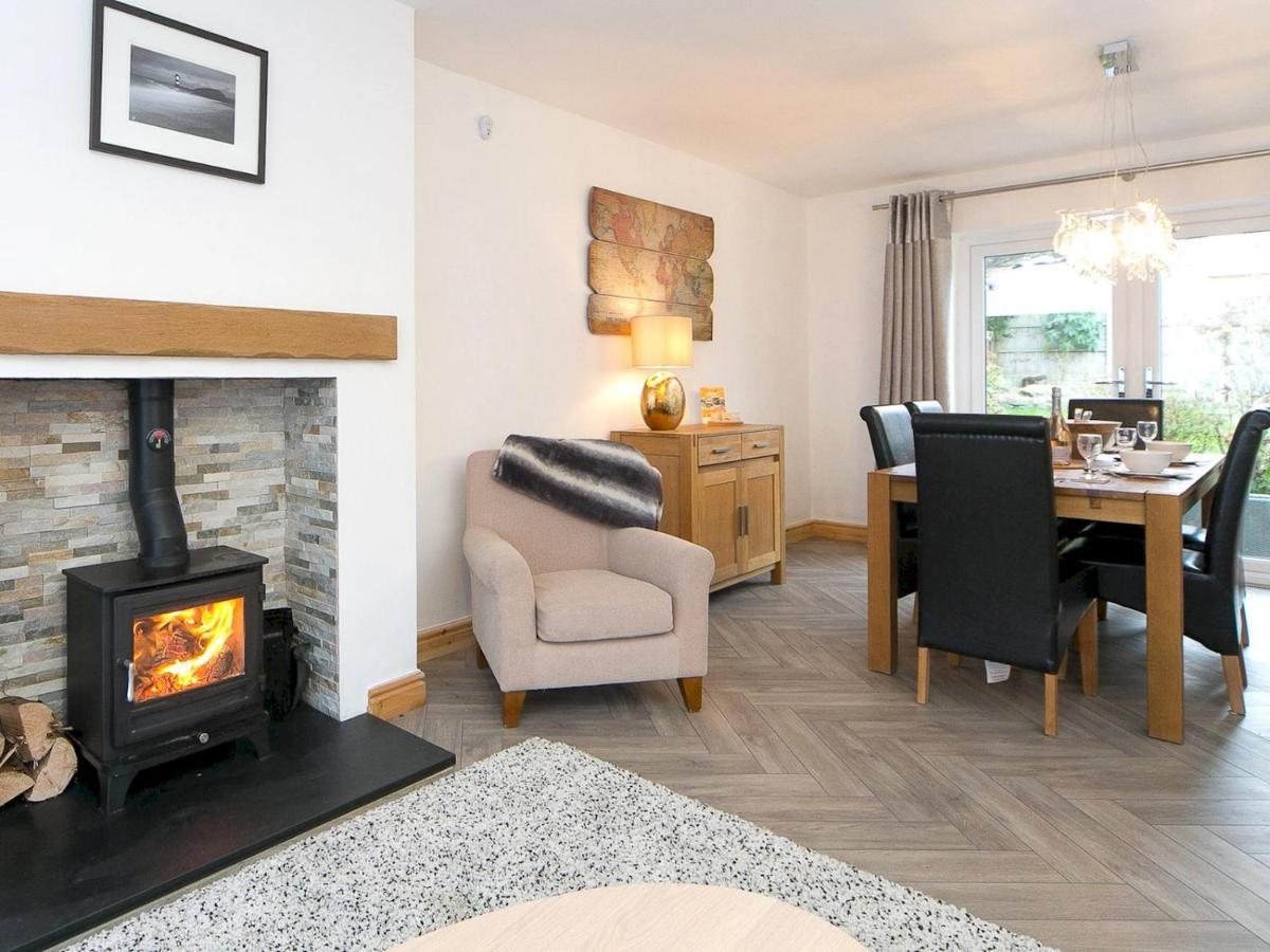 Pass The Keys Modern Coastal Home In Bull Bay Amlwch Esterno foto